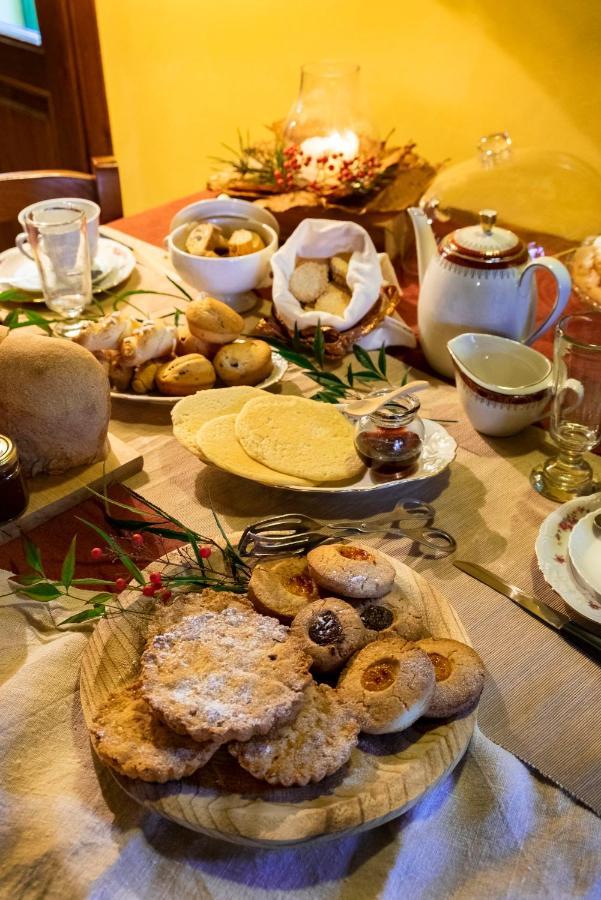La Porta Accanto B&B San Vito di Leguzzano Екстериор снимка